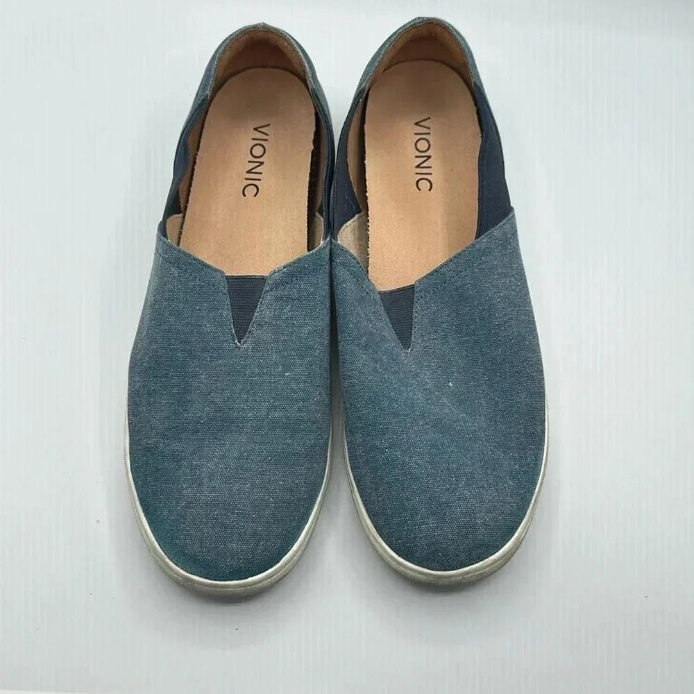 Vionic Ivy Canvas Slip-On Shoes in navy blue